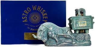 Astro Whiskey Straight Bourbon Whiskey Ceramic Bull 1Lt