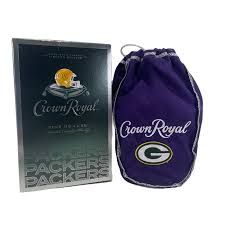 Crown Royal Limited Edition Green Bay Packers Canadian Whisky 750ml