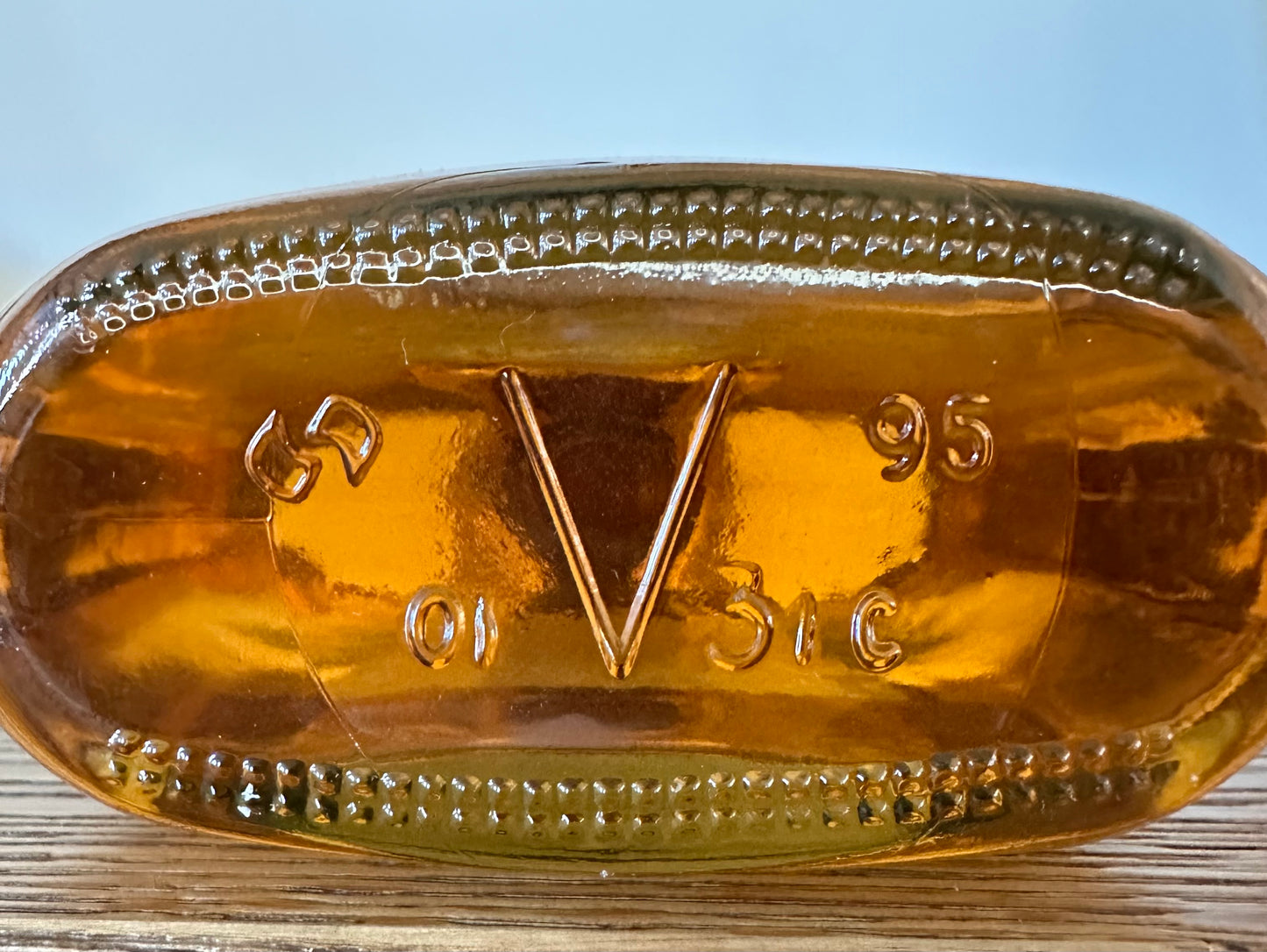 1995 VAT 69 Gold Scotch 375ml
