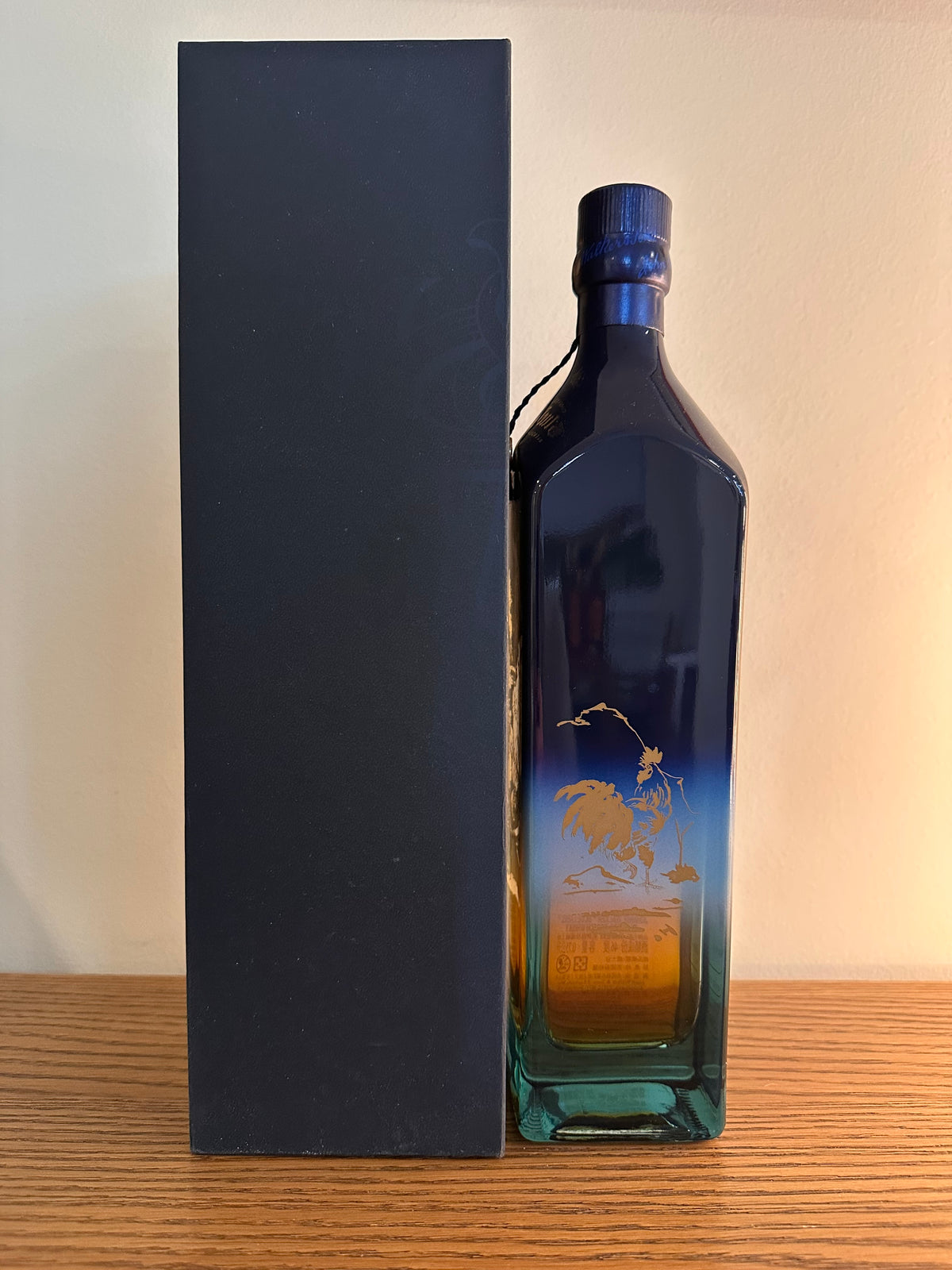 2017 Johnnie Walker Blue Label Limited Edition Year of the Rooster Blended Scotch Whisky 750ml