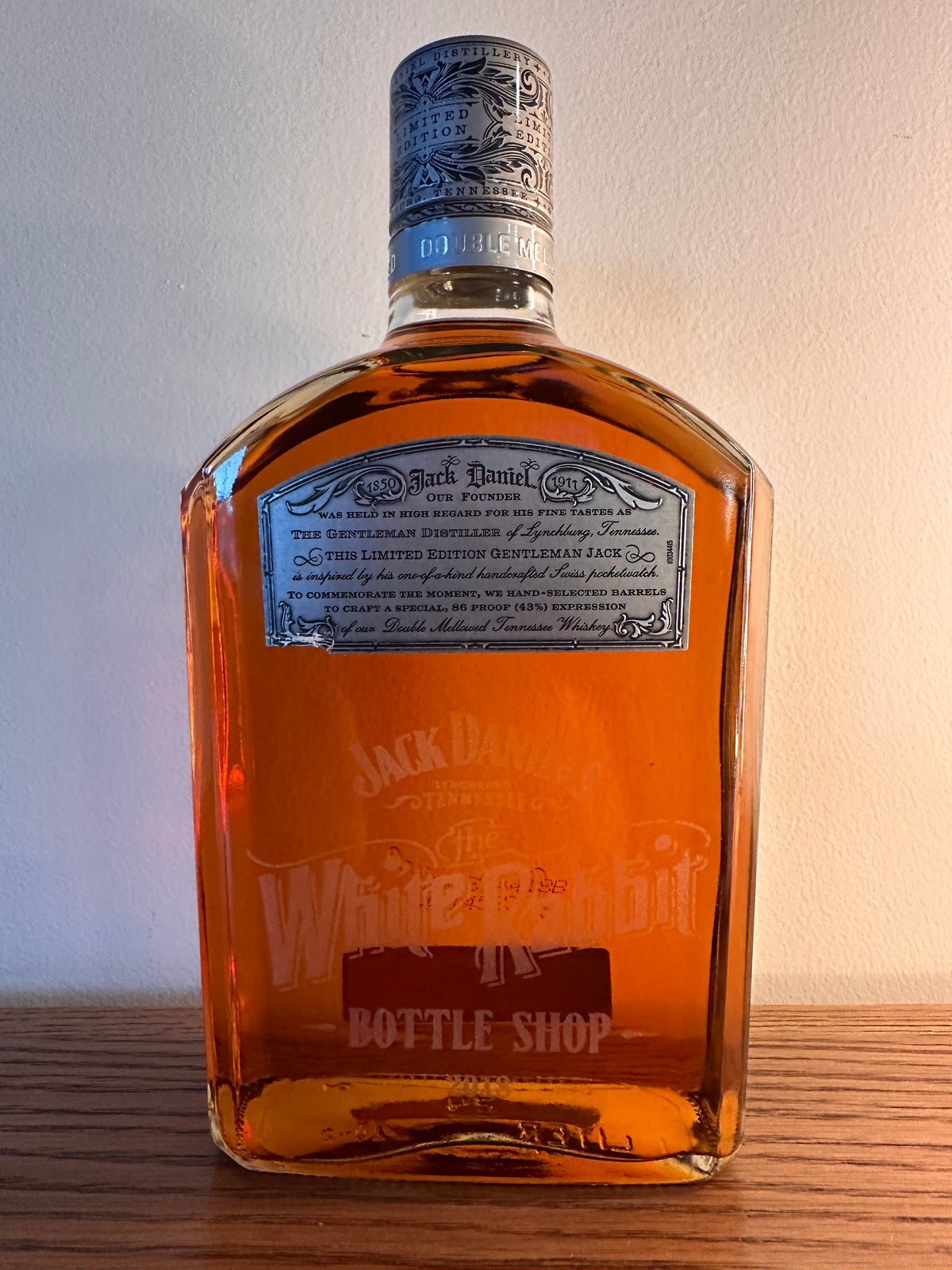 2018 Jack Daniels Gentleman Jack Timepiece Limited Edition "White Rabbit" engraving 1lt