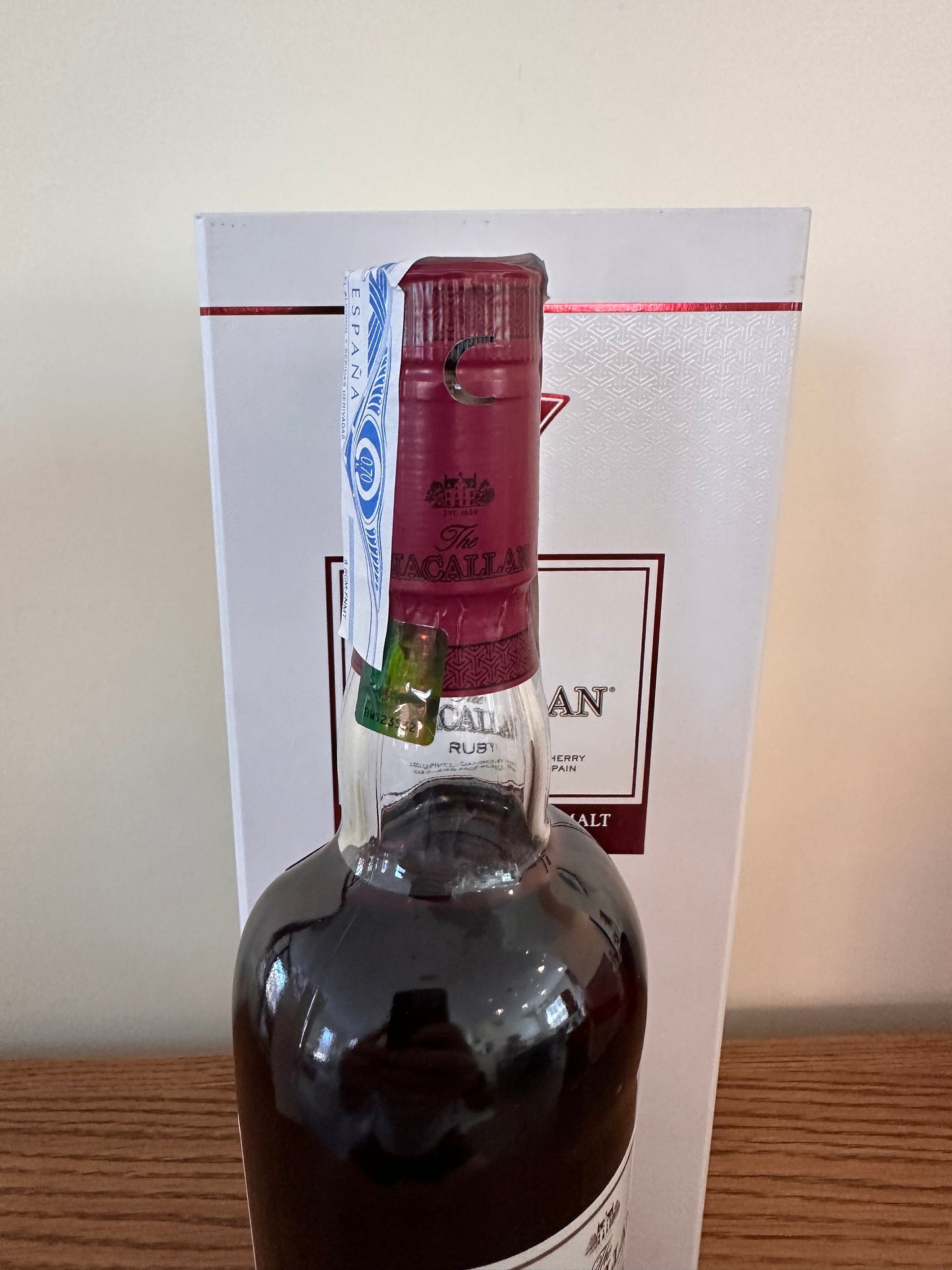 1824 Macallan Series Ruby Single Malt Scotch Whisky 700ml