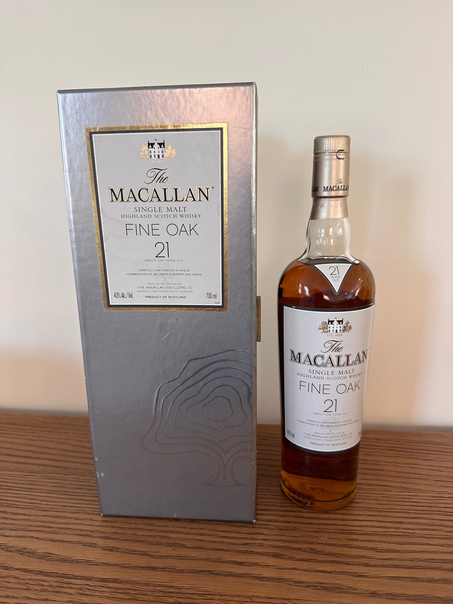 Macallan Fine Oak 21 Year Old Single Malt Scotch Whisky (Grey Box, White Label) 700ml