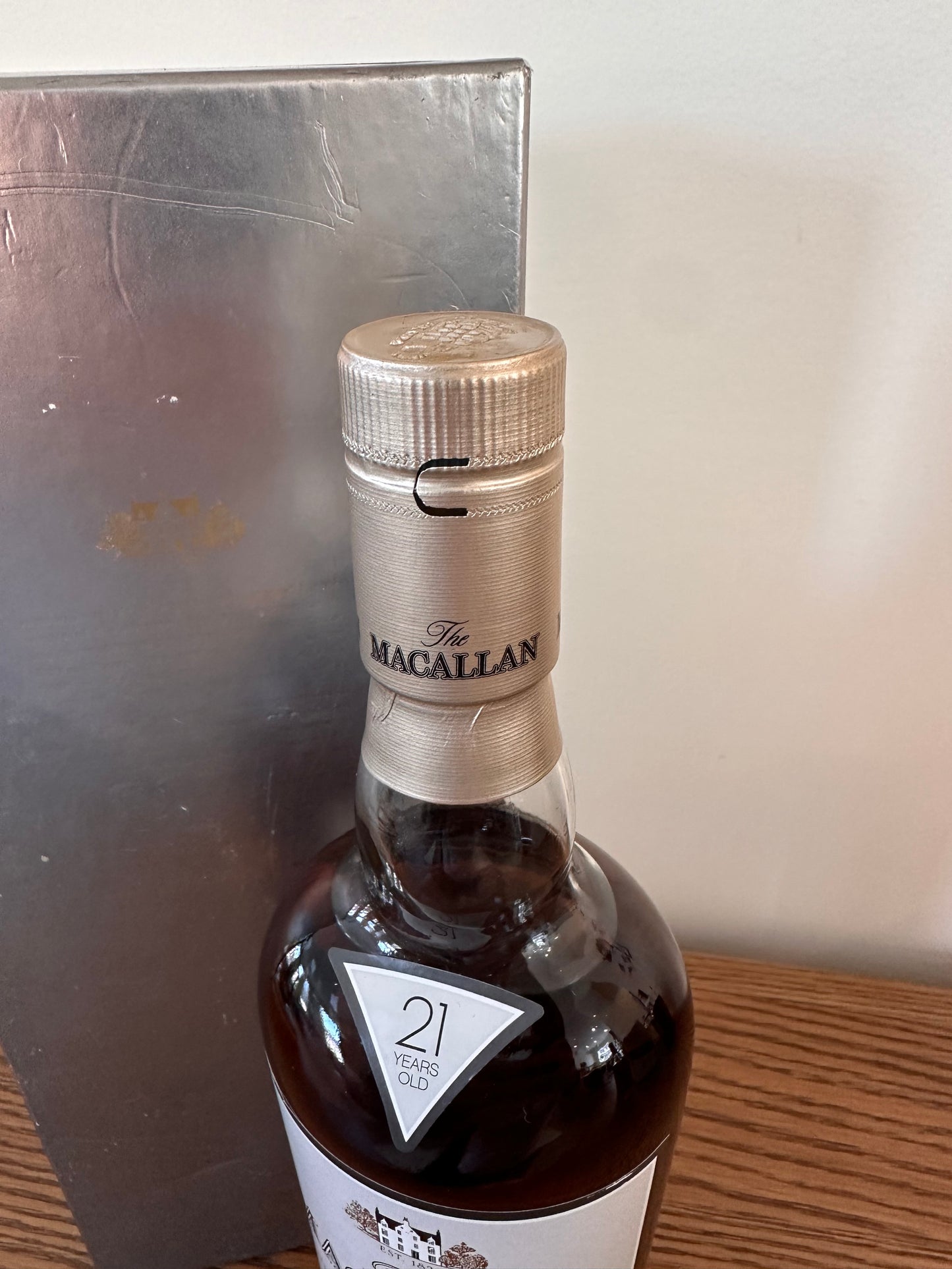 Macallan Fine Oak 21 Year Old Single Malt Scotch Whisky (Grey Box, White Label) 700ml