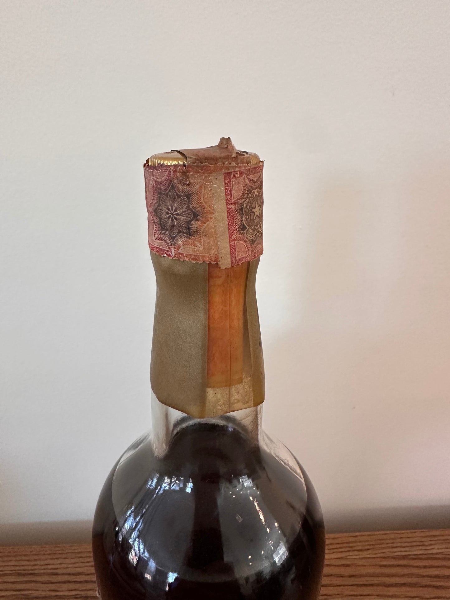 I.W. Harper Gold Medal Bourbon Whiskey 0.75l Vintage Imported By S.I.L.V.A Bianchi S.P.A