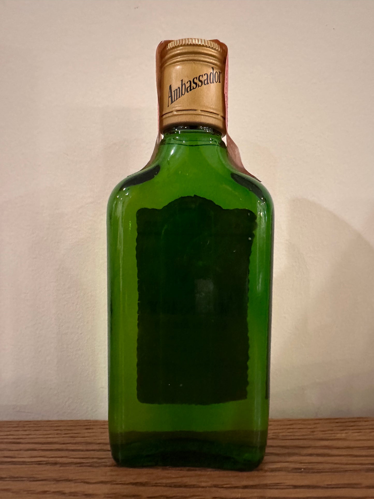 Ambassador Deluxe Blended Scotch Whisky 200ml 86 proof 1961-1977
