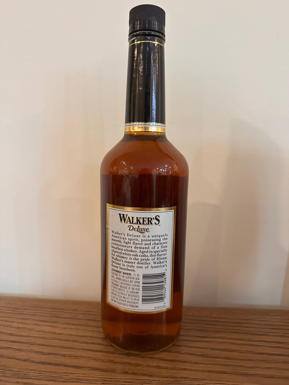 Walker's Deluxe Straight Bourbon Whiskey 80 Proof 2002