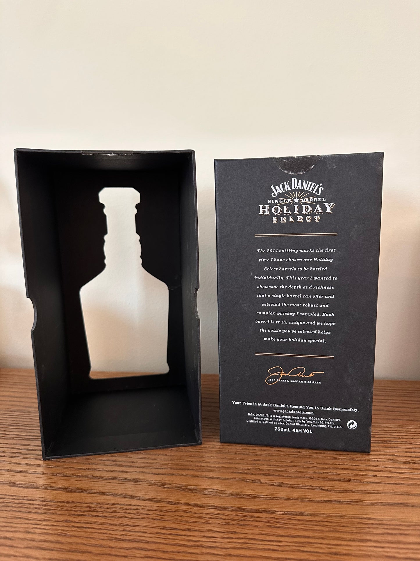 2014 Jack Daniel's Holiday Select Vintage Limited Edition Tennessee Whiskey 750ml