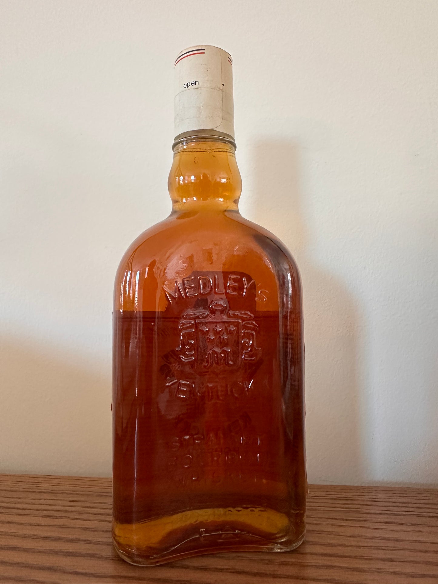 Medley’s Kentucky Straight Bourbon Whiskey 700ml