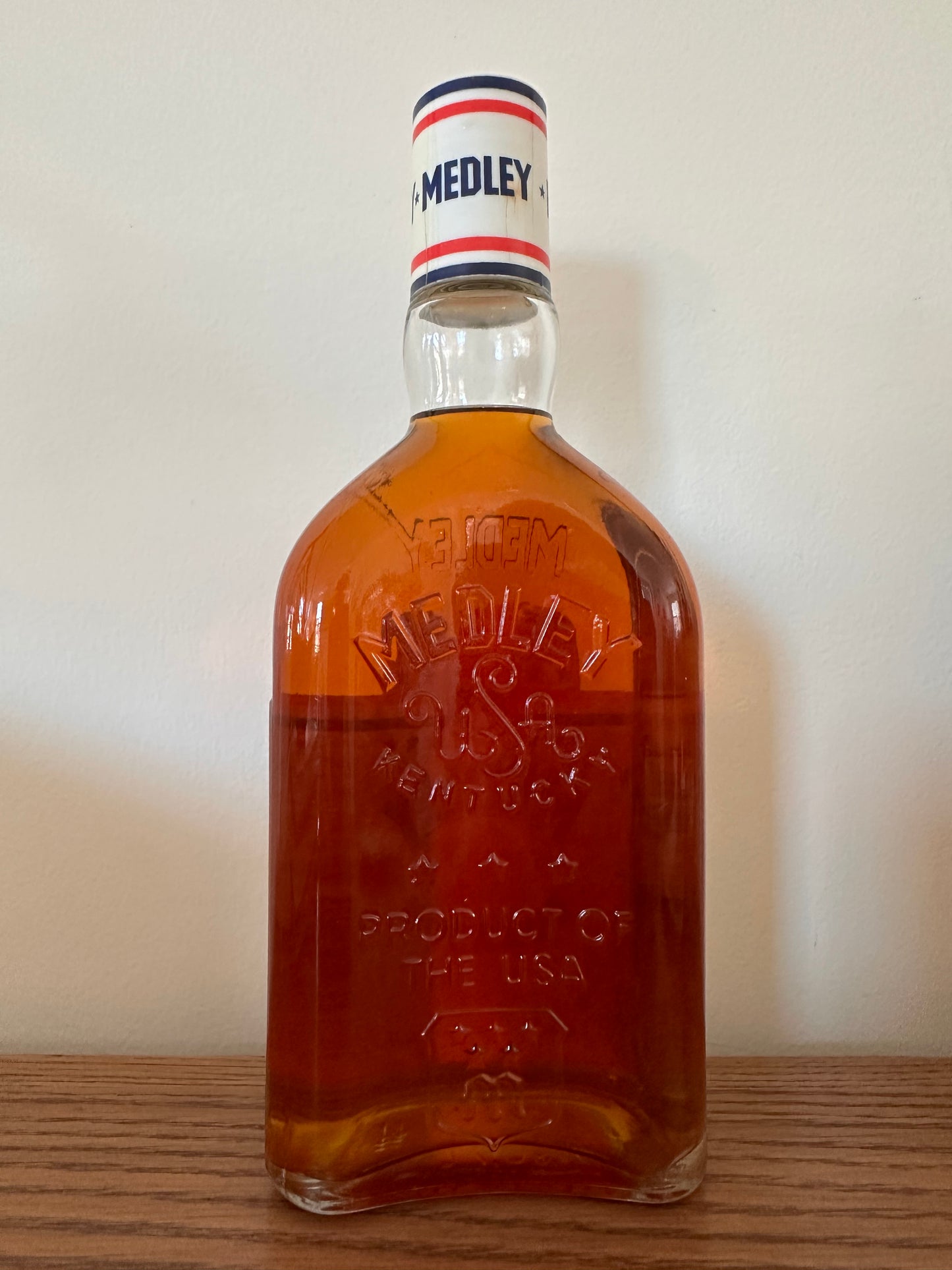 Medley’s Kentucky Straight Bourbon Whiskey 700ml