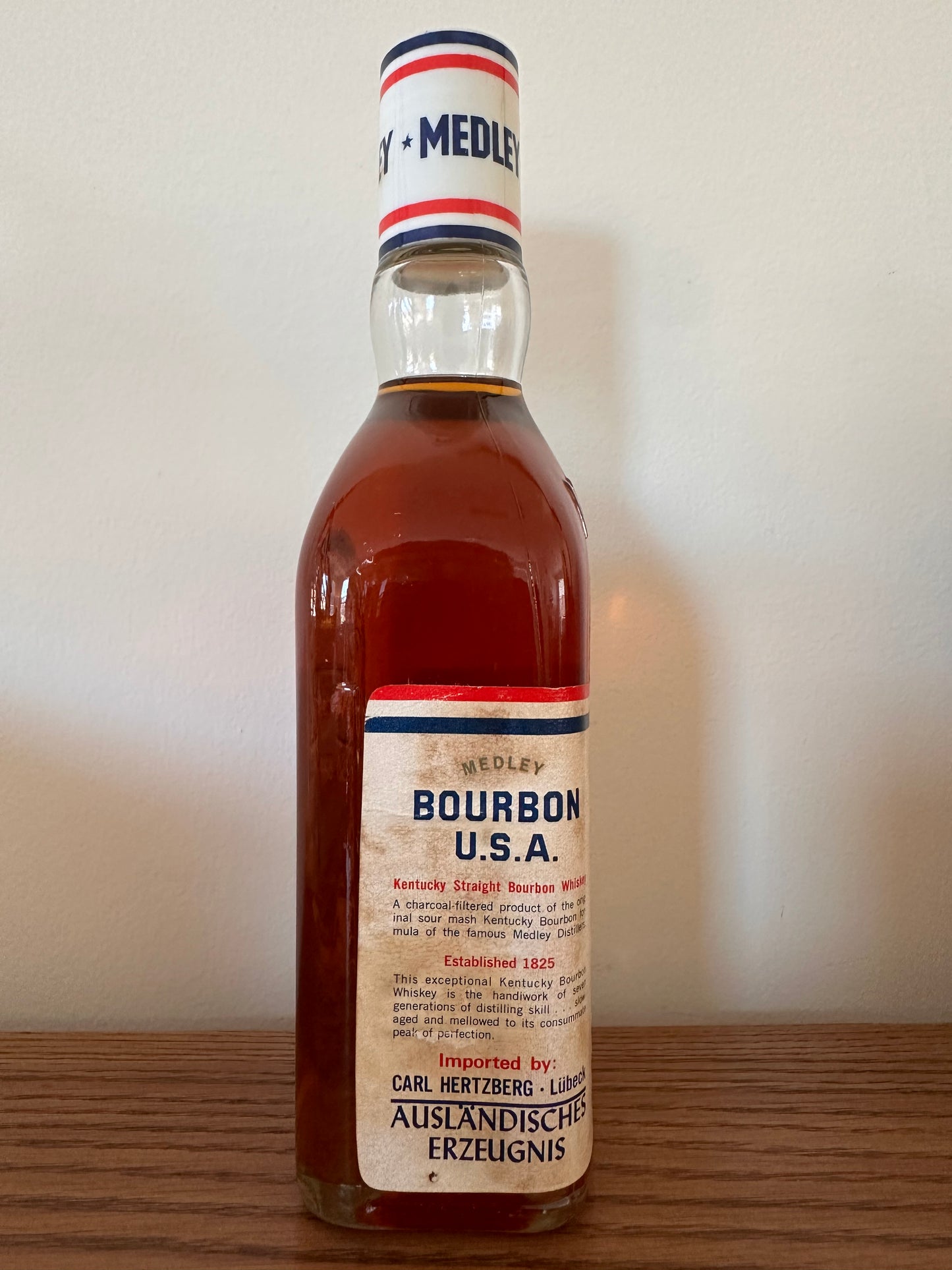 Medley’s Kentucky Straight Bourbon Whiskey 700ml